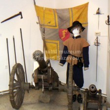 Dělostřelec a prapor Flambergu. Foto: Kamila Dvořáková