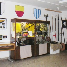 Vitríny věnované historii Flambergu. Foto: Kamila Dvořáková