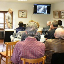 Posluchači v přednáškovém sále Moučkova Domu. Foto: Kamila Dvořáková