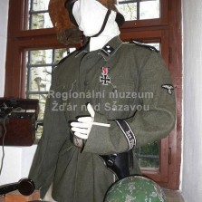 Uniforma příslušníka Waffen SS, divize Das Reich, pluk Der Führer. Foto: Kamila Dvořáková