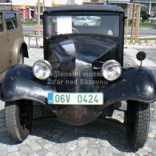 Historické vozidlo značky Tatra (tzv. Hadimrška) v původním stavu. Foto: Kamila Dvořáková