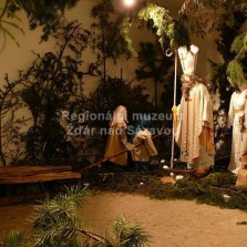 Mikulášský průvod a děti. Foto: Kamila Dvořáková