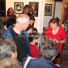 V první místnosti Moučkova domu se návštěvníci seznámili s nejdůležitějšími mezníky v dějinách Žďáru a také si vyslechli mnoho běžně nezveřejňovaných zajímavostí. Foto: Antonín Zeman