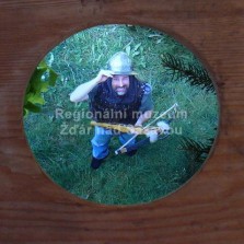 Dále od tvrze, dále... Foto: Kamila Dvořáková