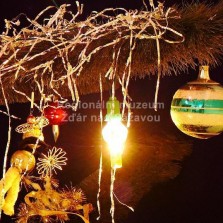 Detail vánočního stromečku. Foto: Kamila Dvořáková