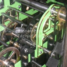 Detail hodinového stroje z roku 1930. Foto: Kamila Dvořáková