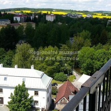 Pohled na řeku Sázavu, Městský úřad a Klafar. Foto: Kamila Dvořáková