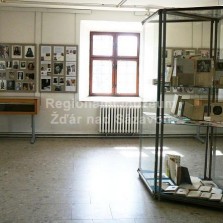 Pohled do první místnosti. Foto: Kamila Dvořáková.