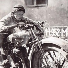 Malý motocyklista. Foto: Vilém Frendl