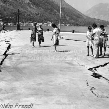 Následky zemětřesení v Jugoslávii. Foto: Vilém Frendl