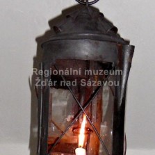 Jedna z luceren, které dokreslovaly atmosféru. Foto: Kamila Dvořáková