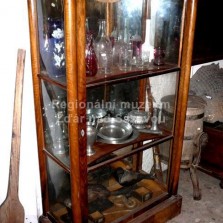 Pohled do muzea při nočním osvětlení. Foto: Kamila Dvořáková