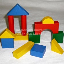 Dřevěná kostková stavebnice. Foto: Kamila Dvořáková