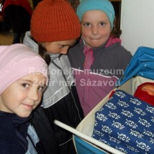 Návštěvníci si hrají. Foto: Alena Kratochvílová