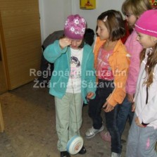 Hra s jojem. Foto: Alena Kratochvílová