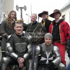 Členové skupiny Flamberg se starostou města Žďáru. Foto: Kamila Dvořáková