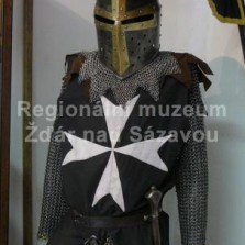 Maltézský rytíř s hrncovou přilbou. Foto: Kamila Dvořáková