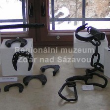 Středověké železářské výrobky. Foto: Kamila Dvořáková