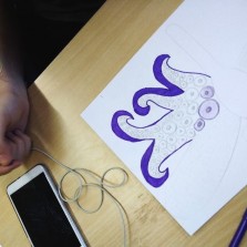 Tvoříme s nadšením. Foto: 1. ročník Státního gymnázia ve Žďáře n. S.