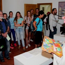 Malíř vypráví o svém životě. Foto: Antonín Zeman