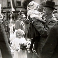 Slavná fotografie z návštěvy pana prezidenta Masaryka ve Žďáře v roce 1928. Foto: Archiv RM
