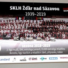 Žďárští hokejisté malí i velcí. Foto: Kamila Dvořáková