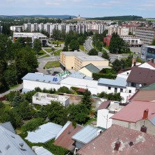 Nábřeží, Dolní ulice, Libušín a Zámek Žďár se Zelenou horou. Foto: Kamila Dvořáková