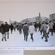Setkání občanů na náměstí Klementa Gottwalda 24. 11. 1989. Foto: Jaroslav Šindelka