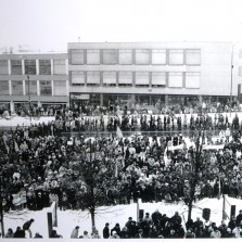 Žďáráci na náměstí - generální stávka 27. 11. 1989. Foto: Jaroslav Šindelka