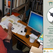 Mgr. Miloslav Lopaur připravuje podklady pro expozici k 50. výročí založení CHKO Žďárské vrchy v Domě přírody v Krátké. Foto: Kamila Dvořáková