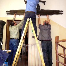 Příprava chodby k malování. Foto: Kamila Dvořáková