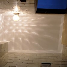 I vymalovaná toaleta může mít své kouzlo! Foto: Kamila Dvořáková