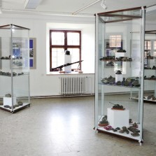 První místnost výstavy NA VŠECH FRONTÁCH - pozemní technika. Foto: Kamila Dvořáková