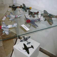 Různé typy sovětských letadel. Foto: Kamila Dvořáková