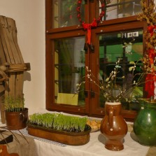 Druhé velikonoční okénko s výzdobou. Foto: Kamila Dvořáková