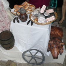 Dobroty pro postavu Obžerství. Foto: Kamila Dvořáková