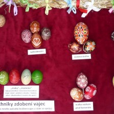 Různé techniky zdobení vajíček. Foto: Kamila Dvořáková