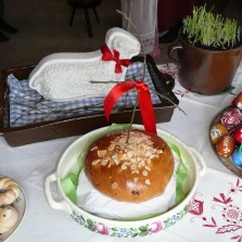 Mazanec s křížkem z posvěcených kočiček a beránek. Foto: Kamila Dvořáková