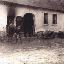 Balvínova kovárna na dnešní Nerudově ulici. Foto: Archiv RM