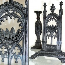 Stojan na hodiny s gotickou architekturou a figurální svícen (kolem pol. 19. stol.). Foto: Kamila Dvořáková