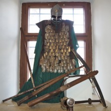 Rytíř a středověké chladné i palné zbraně. Foto: Kamila Dvořáková