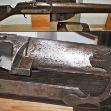 Hradební puška s doutnákovým zámkem. Foto: Kamila Dvořáková
