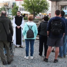 Proč jsou na sloupu sv. Jan Nepomucký, sv. Šebestián a sv. Floriána? Foto: Antonín Zeman