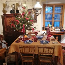 Vánoční výzdoba a pokrmy. Foto: Kamila Dvořáková