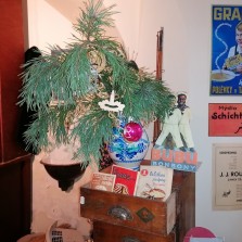 Vánoční výzdoba obchodu. Foto: Kamila Dvořáková