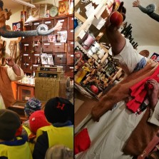 Rozverný čert Kamil vypráví o nadílce před sto lety. Foto: Hana Vykoukalová, Kateřina Omesová