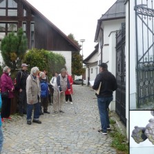 Povídání o bráně u Moučkova domu. Foto: Jarmila Krejčová, Kamila Dvořáková