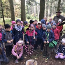 Děti se svým průvodcem. Foto: Archiv 2. ZŠ, S. Kántorová