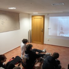 V edukační místnosti Moučkova domu. Foto: Martina Schutová