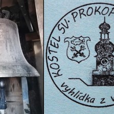 Zvon Marie z roku 1489 a turistické razítko. Foto: Kamila Dvořáková